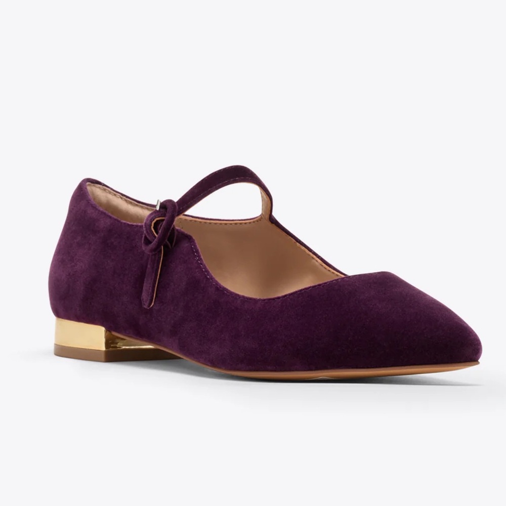 Never worn Draper James plum ADELINE MARY JANE FLATS IN PLUM VELVET size 7